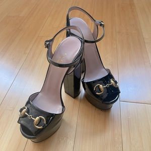 Gucci Black Patent Leather Claudie Sandals